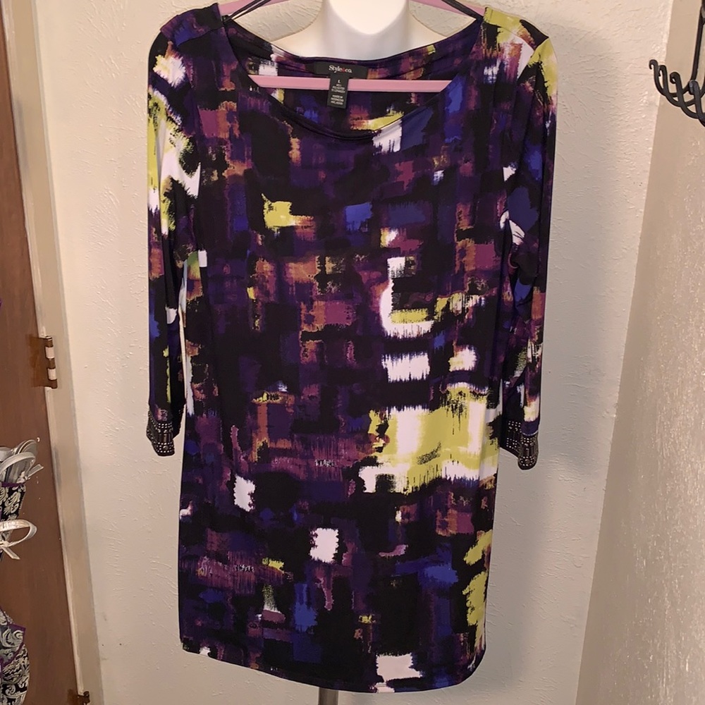 Tunic top/dress,  3/4 length sleeves with embellishment on sleeve bottom.